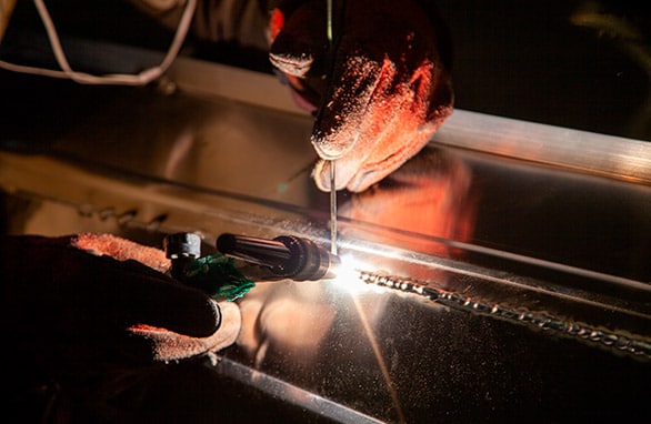 Manual-welding
